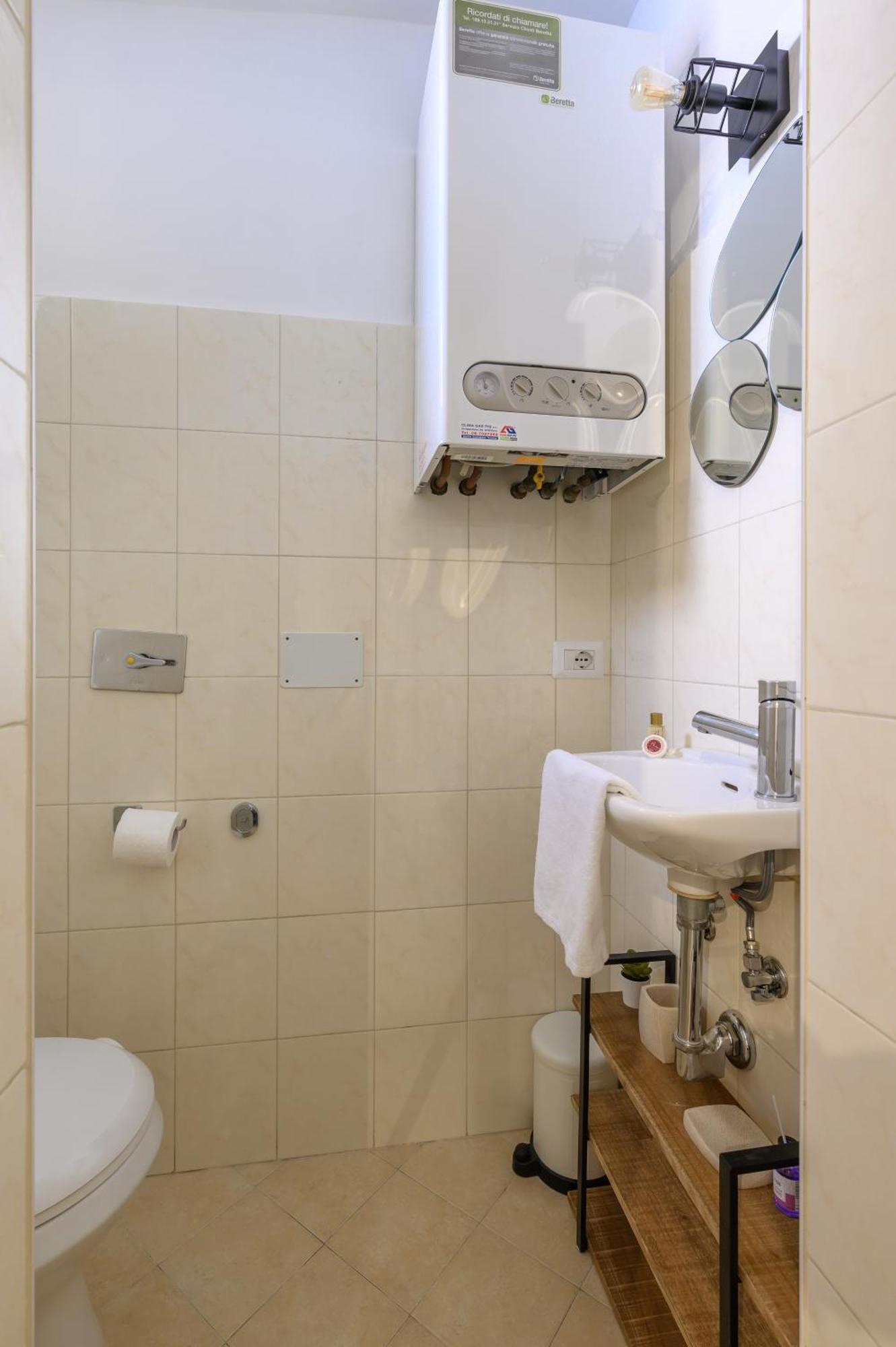 Hb Montebello Apartment Roma Esterno foto
